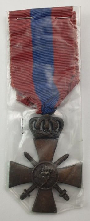 Greece - Medal - 1940 War Cross Medal 3RD Class & Small Variation By Spink Of England